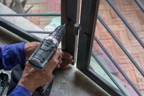 Steel Window Repair in Petaluma