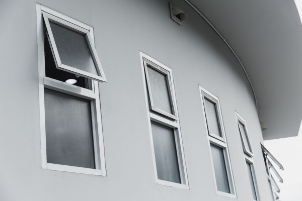 Cost of Awning Windows Installation in Petaluma
